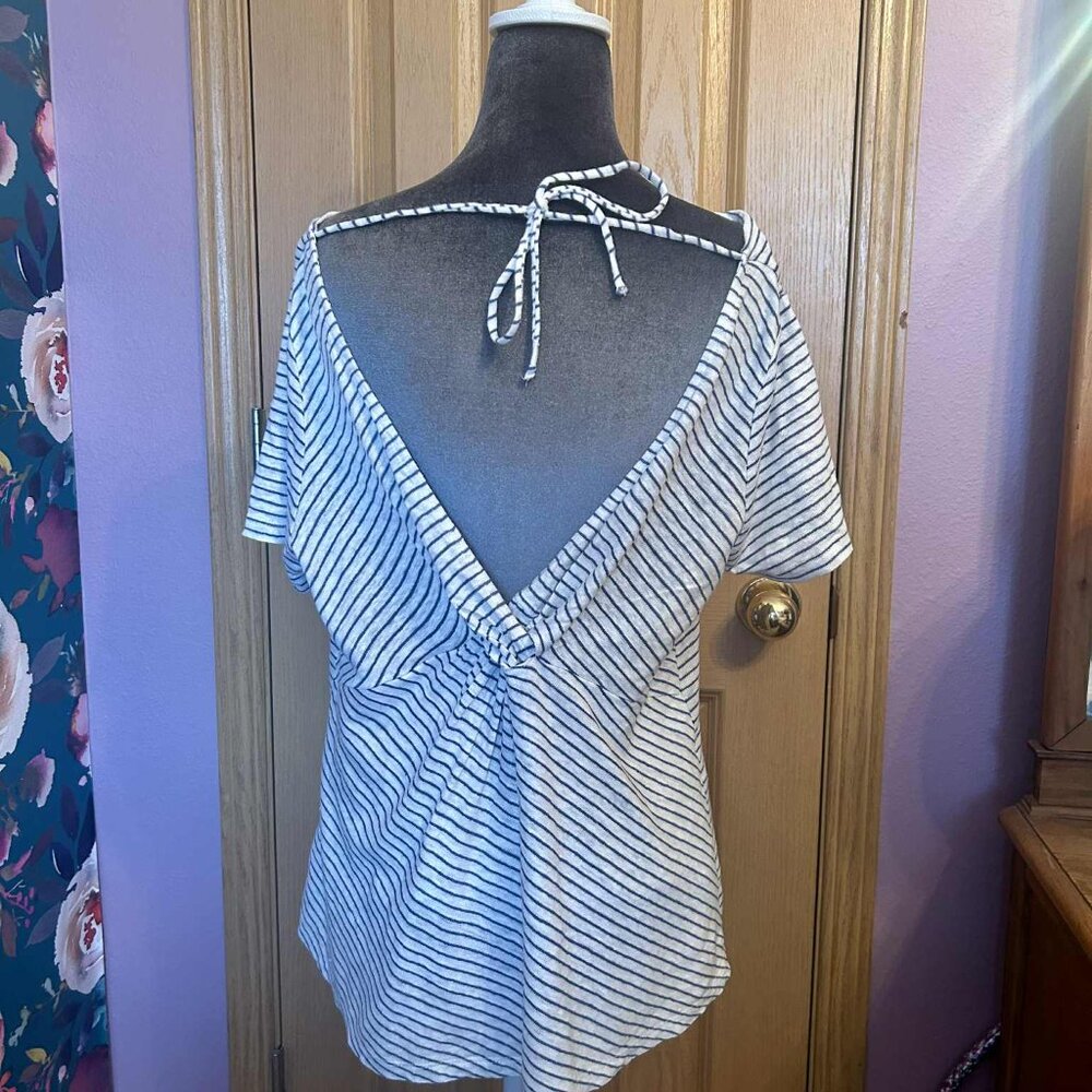 Maeve by Anthropologie short sleeved shirt